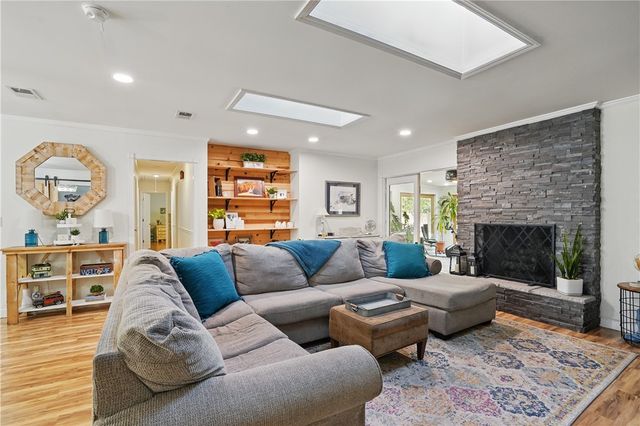 408 Couper Ave, St Simons Island, GA 31522