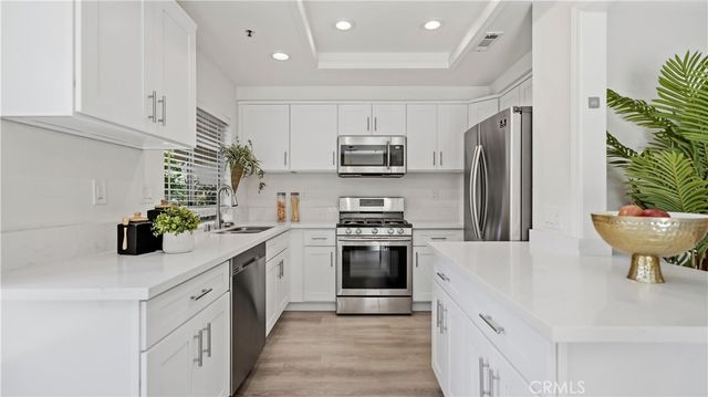 15 Ericson Aisle, Irvine, CA 92620