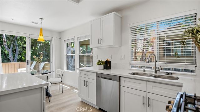 15 Ericson Aisle, Irvine, CA 92620