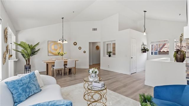 15 Ericson Aisle, Irvine, CA 92620