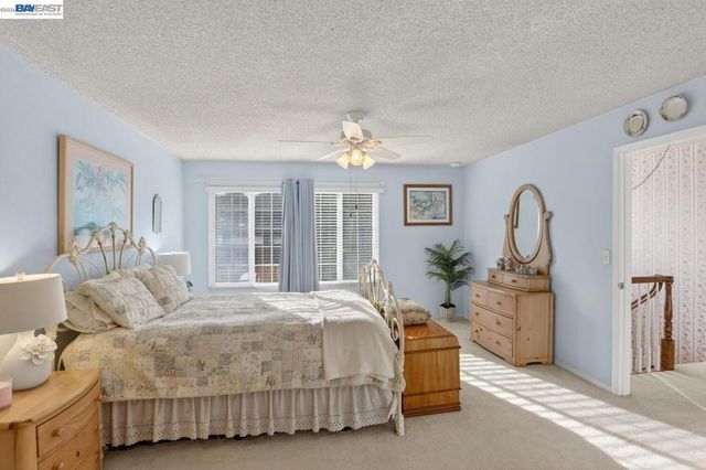 5827 5827 Cold Water Drive, Castro Valley, CA 94552