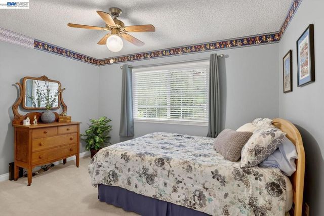 5827 5827 Cold Water Drive, Castro Valley, CA 94552