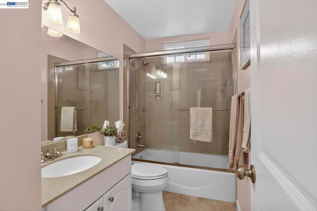 5827 5827 Cold Water Drive, Castro Valley, CA 94552