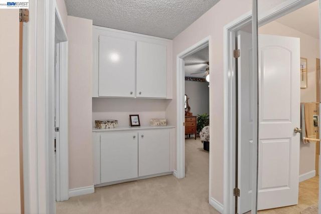 5827 5827 Cold Water Drive, Castro Valley, CA 94552