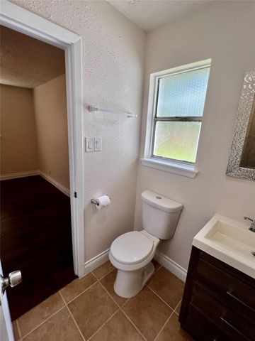 12110 Murr Way, Houston, TX 77048