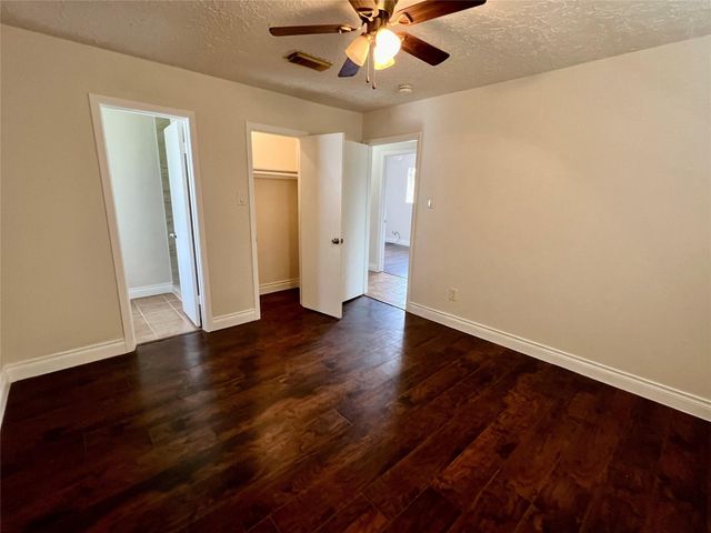 12110 Murr Way, Houston, TX 77048