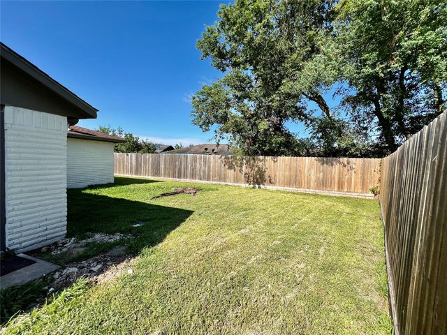 12110 Murr Way, Houston, TX 77048