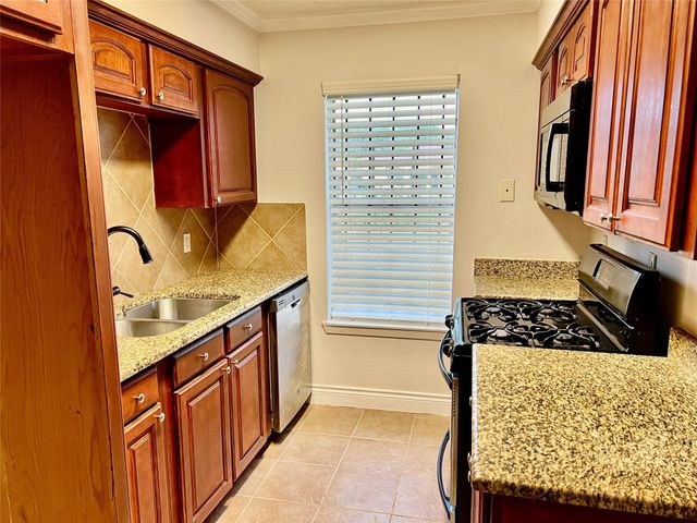12110 Murr Way, Houston, TX 77048