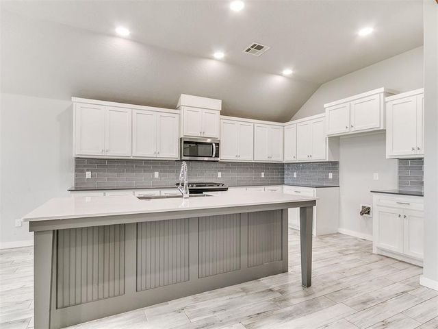 6713 NW 149th Street, Oklahoma City, OK 73142