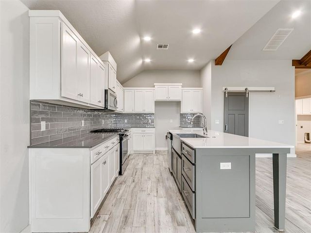 6713 NW 149th Street, Oklahoma City, OK 73142