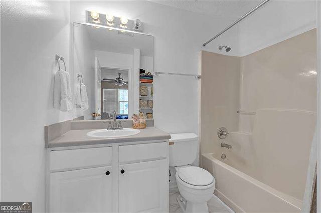 6722 Gallant Court SE, Mableton, GA 30126