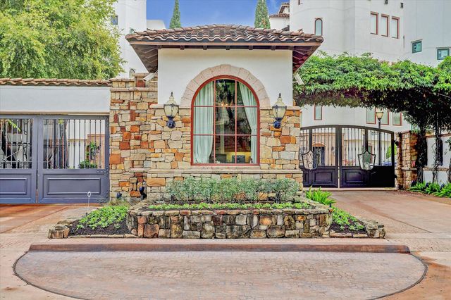 5327 Paseo Caceres Drive, Houston, TX 77007