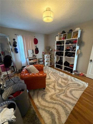 2223 Fenwick Road, University Heights, OH 44118