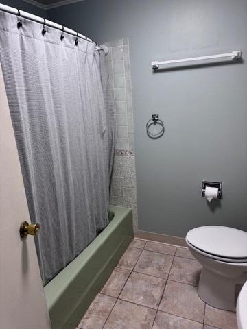 315 E Slosson Avenue, Reed City, MI 49677