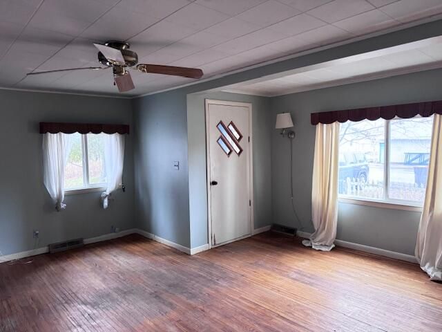 315 E Slosson Avenue, Reed City, MI 49677