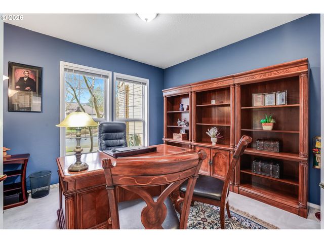 312 Nw Pacific Grove Dr, Beaverton, OR 97006