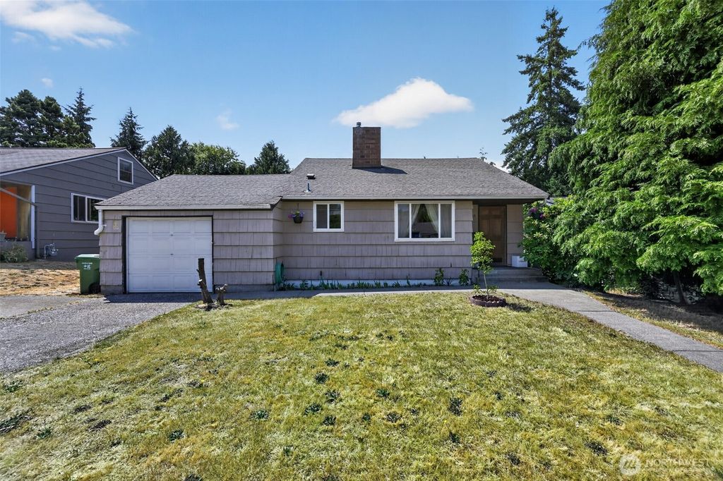 9219 26th Avenue SW, Seattle, WA 98106