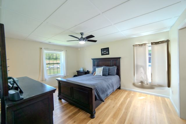 5027 Rocky Point Rd, Cookeville, TN 38506