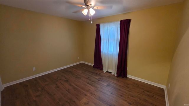 1128 19th Street, Tell City, IN 47586