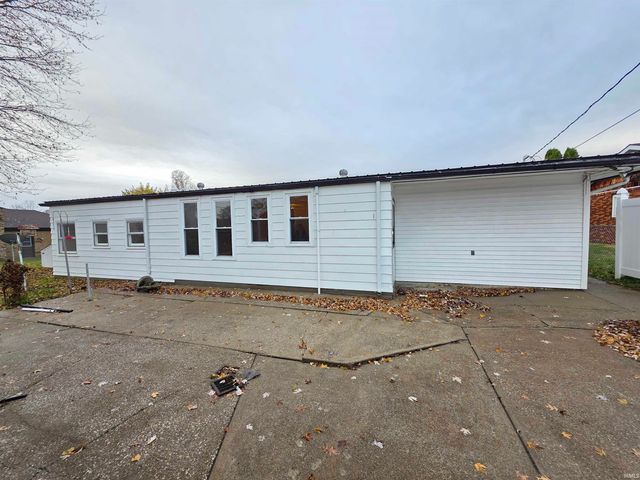 1128 19th Street, Tell City, IN 47586