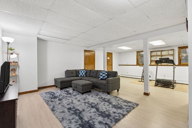 7 Providence Road, Westford, MA 01886