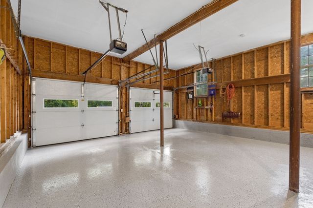7 Providence Road, Westford, MA 01886
