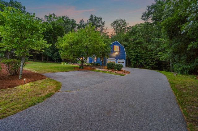 7 Providence Road, Westford, MA 01886