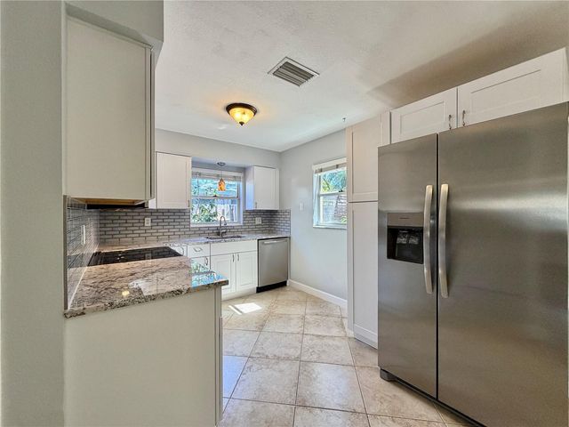 510 81ST AVENUE N, St Petersburg, FL 33702