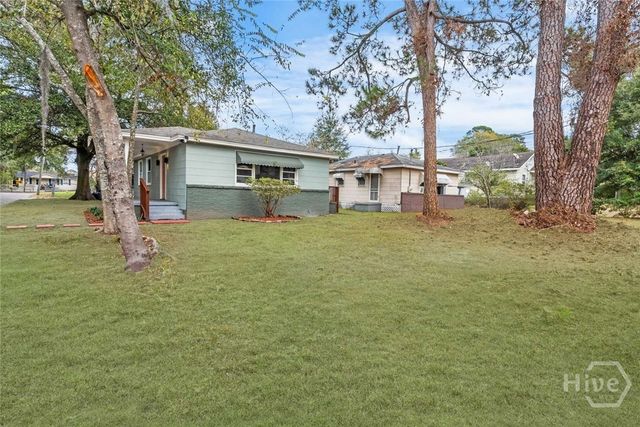 2102 Auburn Street, Savannah, GA 31404