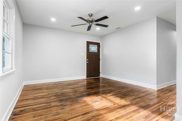 2102 Auburn Street, Savannah, GA 31404