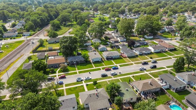 220 S Delaware Street, Hobart, IN 46342
