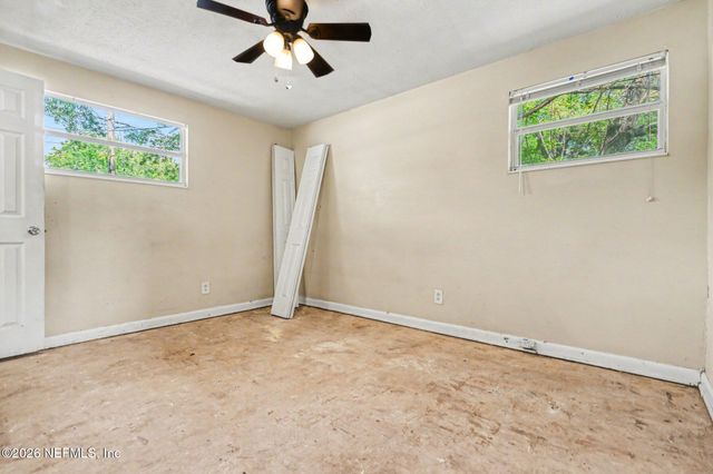 170 LESTER Drive, Orange Park, FL 32073