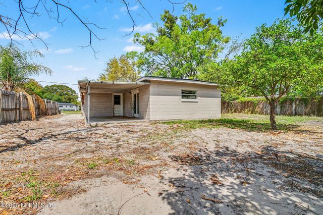 170 LESTER Drive, Orange Park, FL 32073