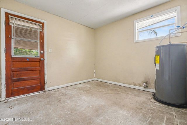 170 LESTER Drive, Orange Park, FL 32073