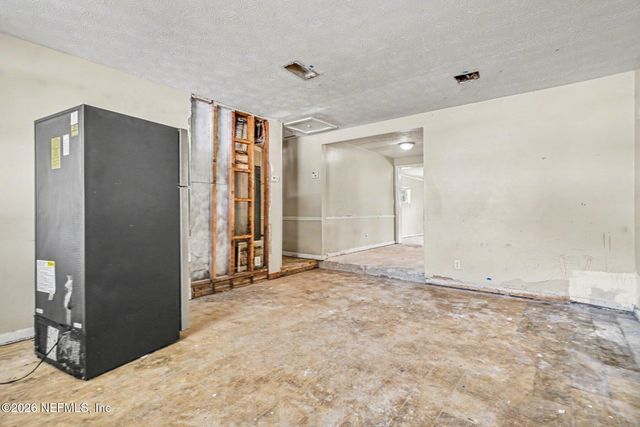 170 LESTER Drive, Orange Park, FL 32073