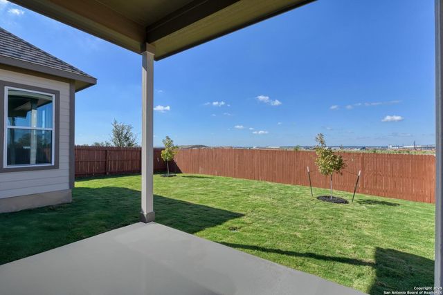 171 Heidi Hill, Castroville, TX 78009