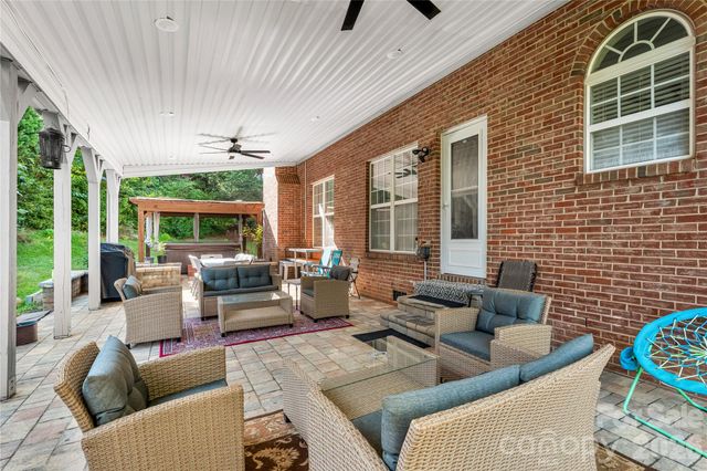 21717 Shoveller Court, Cornelius, NC 28031