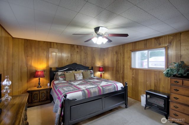 1296 Centralia Alpha Road, Chehalis, WA 98532