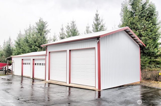 1296 Centralia Alpha Road, Chehalis, WA 98532