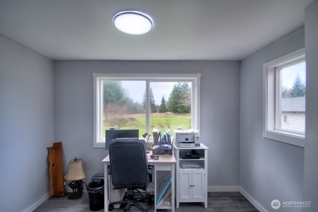 1296 Centralia Alpha Road, Chehalis, WA 98532