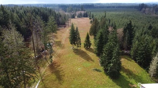 1296 Centralia Alpha Road, Chehalis, WA 98532