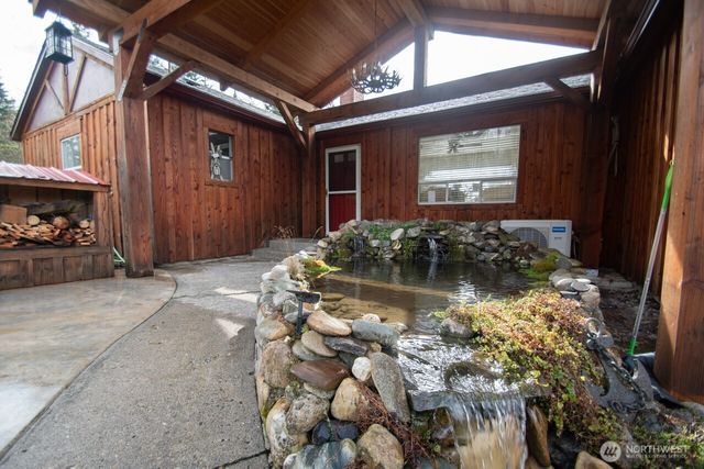 1296 Centralia Alpha Road, Chehalis, WA 98532