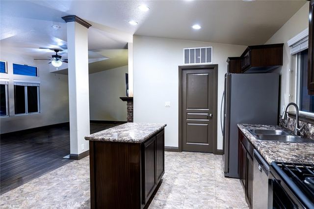 3595 Santa Fe Avenue 162, Long Beach, CA 90810