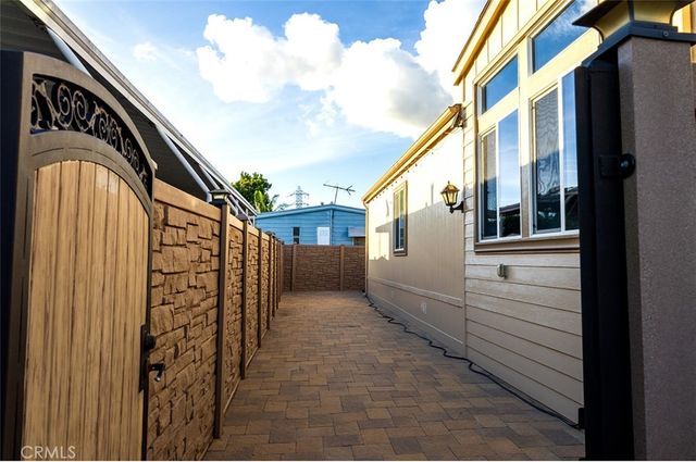 3595 Santa Fe Avenue 162, Long Beach, CA 90810