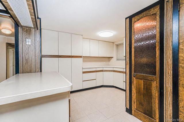 6617 10th Avenue, Brooklyn, NY 11219