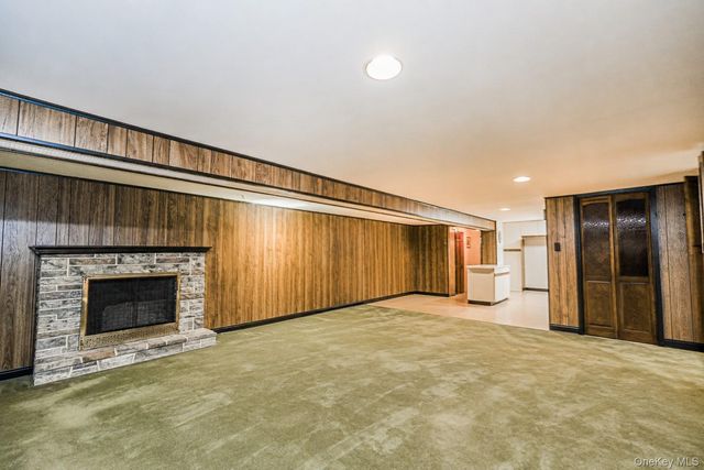 6617 10th Avenue, Brooklyn, NY 11219