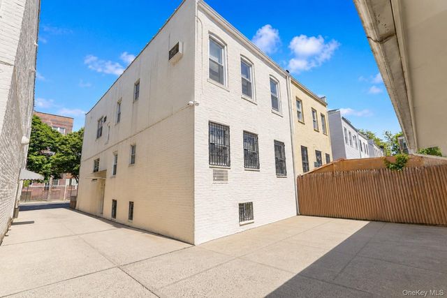 6617 10th Avenue, Brooklyn, NY 11219