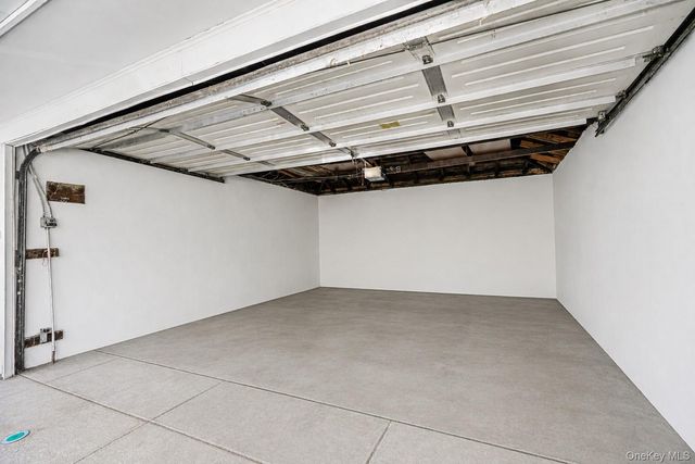 6617 10th Avenue, Brooklyn, NY 11219