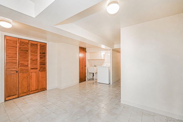 6617 10th Avenue, Brooklyn, NY 11219