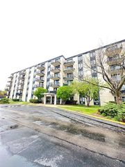 9128 W Terrace Drive 4F, Niles, IL 60714